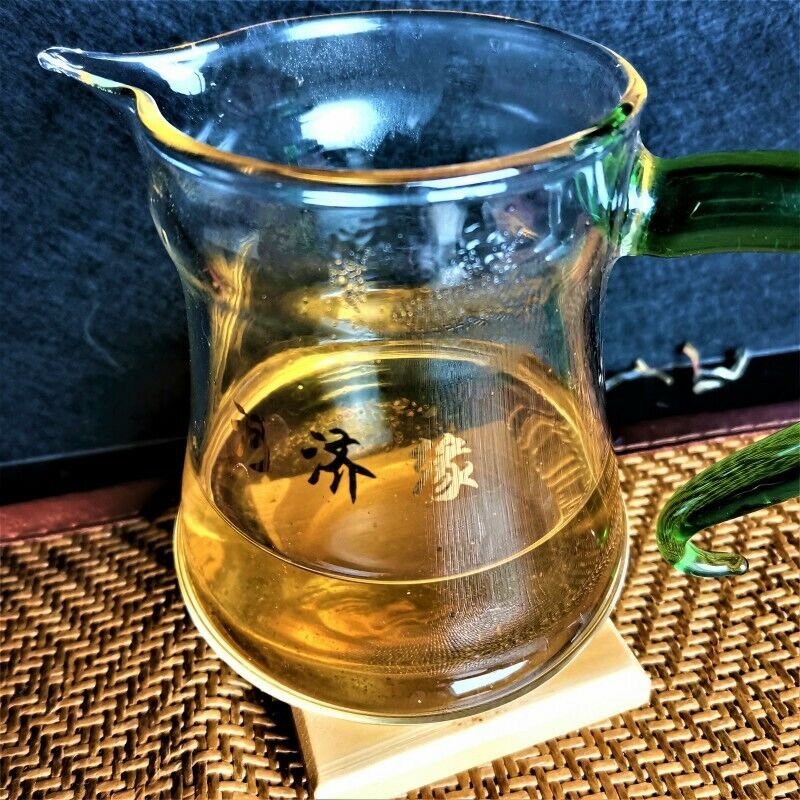 HelloYoung Healthy Drink Impression Peacock Cha Tea Cake Premium Yunnan Pu'er Tea 357g