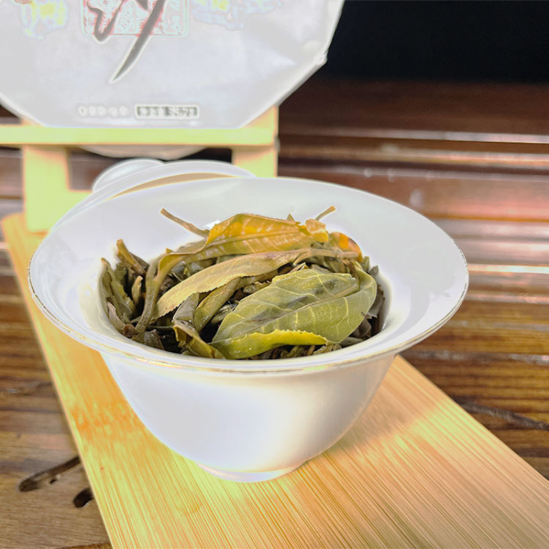 HelloYoung 357G Yunnan Pu'er tea Menghai Pasha tea ecological seven cakes raw Pu'er tea