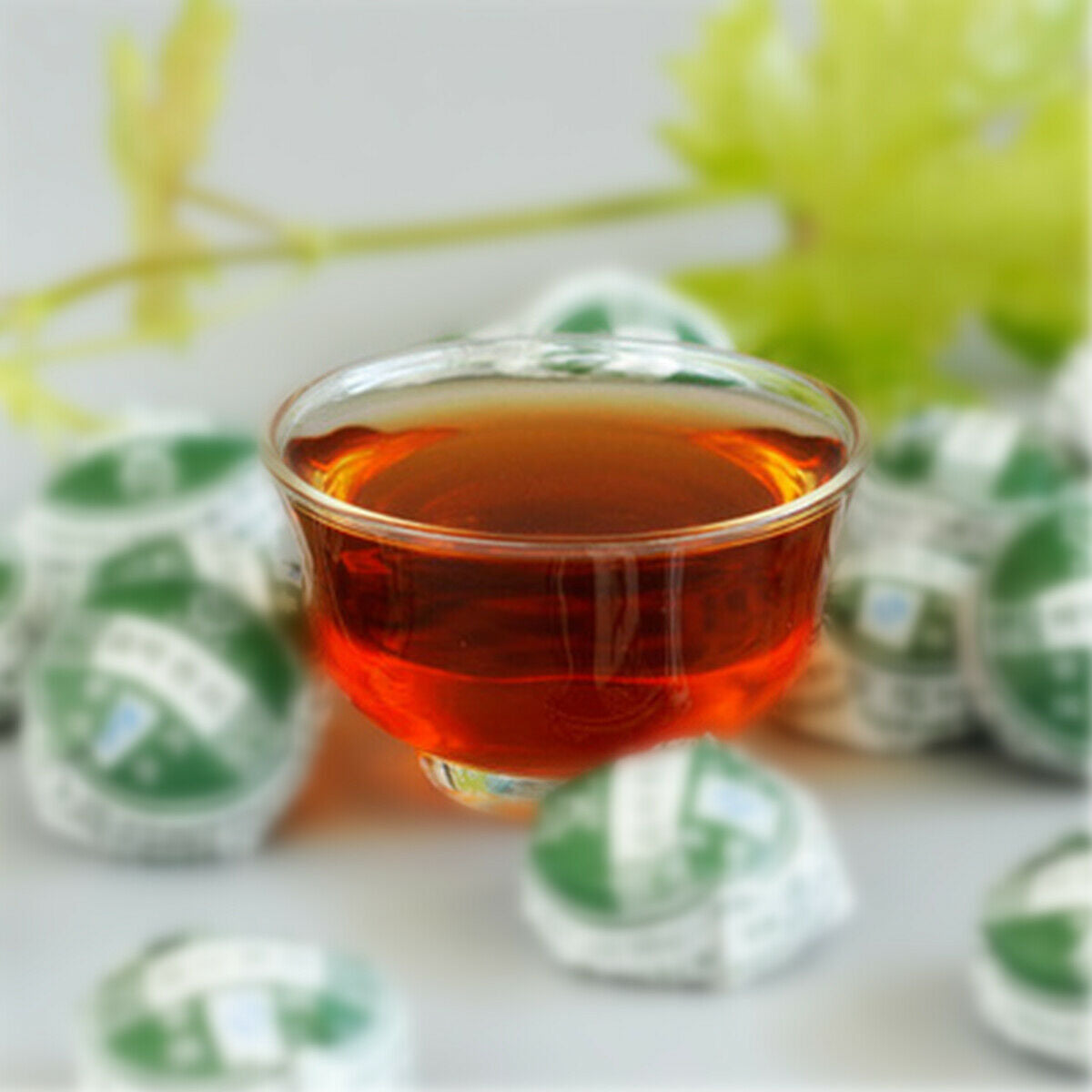 HelloYoung Yunnan Organic Pu-erh Cake Pu er Tea Ripe Puer Lotus Leaf Black Tea Chinese Tea