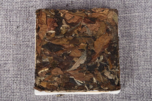Date Fragrance Spring TeaOrganic Big Leaf Tea 50g*5 Yunnan Old White Tea