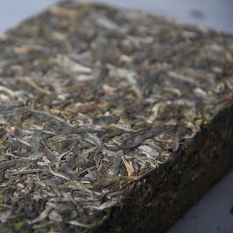 HelloYoung Yunnan Pu-Erh Tea Ancient Tree Tea Brick Chinese Green Tea 1000g Top-Grade