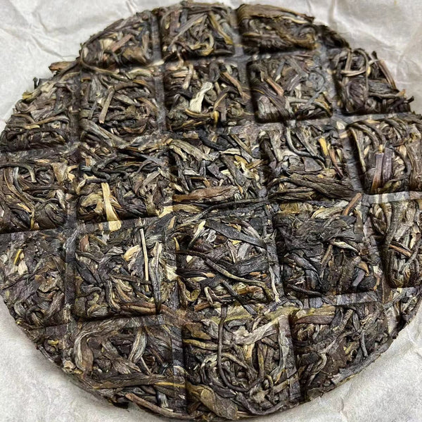Rhinoceros Pond Head Spring Old Tree Puerh Raw Tea Tight Tea 100g Tea Cake