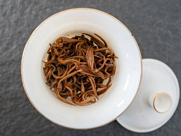 HelloYoung Fengqing Dian Hong tea gold snail spring tea Yunnan black tea red snail gold bud