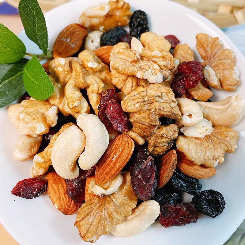 Premium Mixed Nuts Assortment Healthy Natural Fresh Nut Snack Variety Pack Secondary image