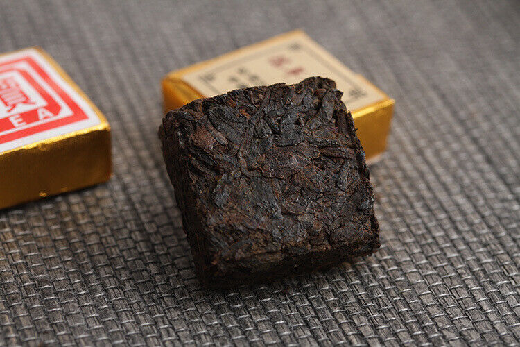 HelloYoung Menghai Pu'er ripe tea small square brick tea leaves sinensis word Pu'er tuocha
