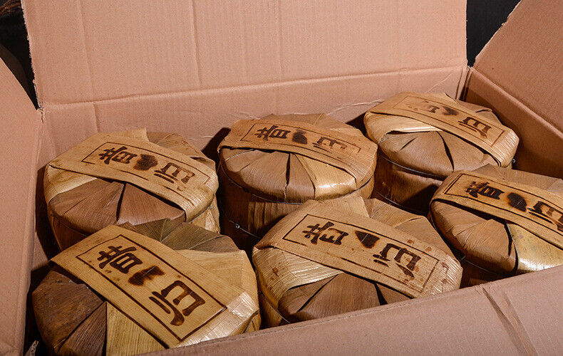 Yunnan Pu'er Tea Raw Tea Cake 357g Ancient Tree Tea Raw Tea Healthy Drink