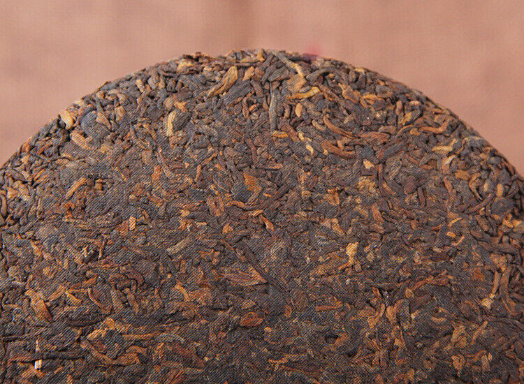 HelloYoung 200g Palace Gold Cake (Ripe) Yunnan Menghai Pu'er Round Tea Early Spring Jiao Mu