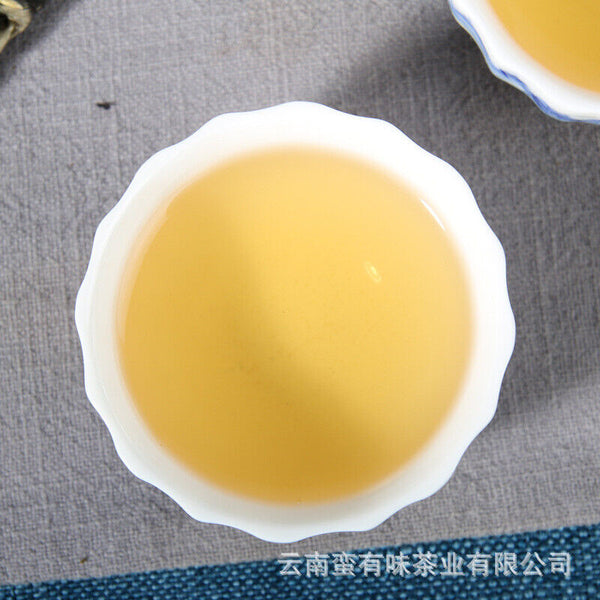HelloYoung 357g Yunnan Pu'er tea leaves Menghai Da Shu tea Putzi tea cake Pu'er raw tea