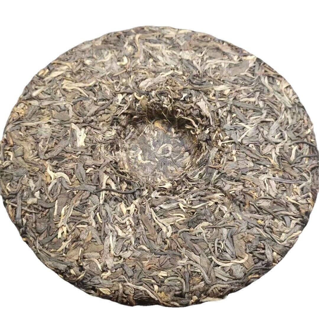 HelloYoung Yunnan Pu'er Wuquan Mountain Sleepy Deer Mountain Pu'er Raw Tea 357g Cake Tea Secondary image