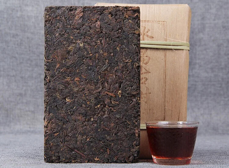 Pu'er Ancient Tree Camphor Fragrance Pu'er Tea Brick 500g Ripe Tea Yunnan Tea