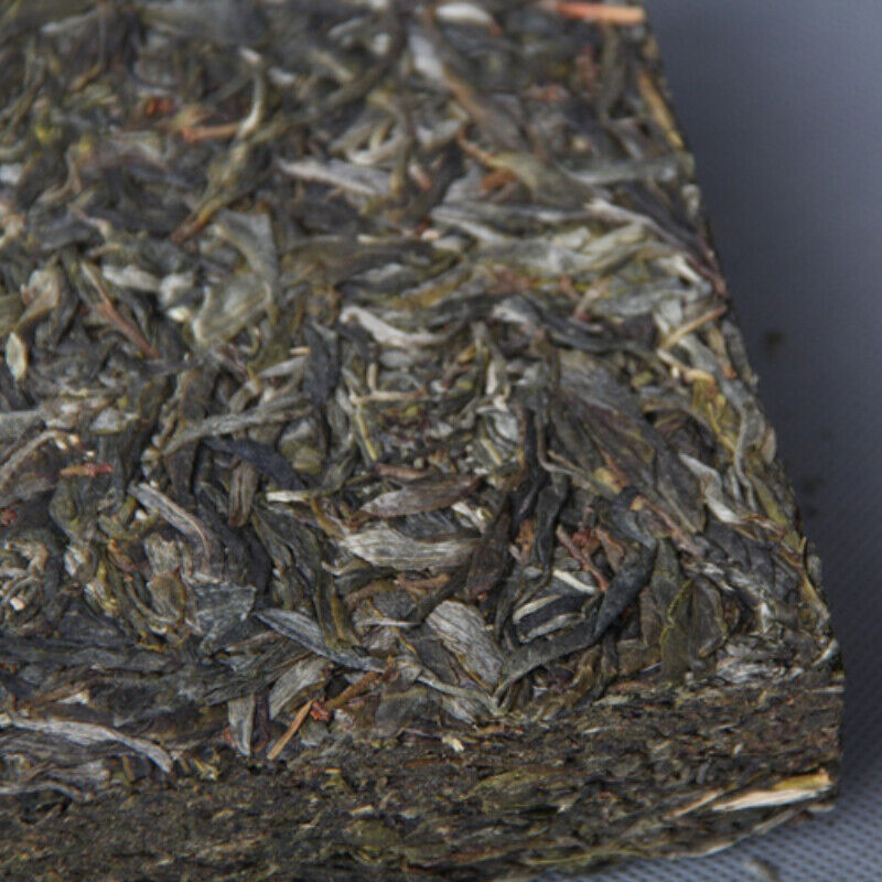 HelloYoung Yunnan Pu-Erh Tea Ancient Tree Tea Brick Chinese Green Tea 1000g Top-Grade