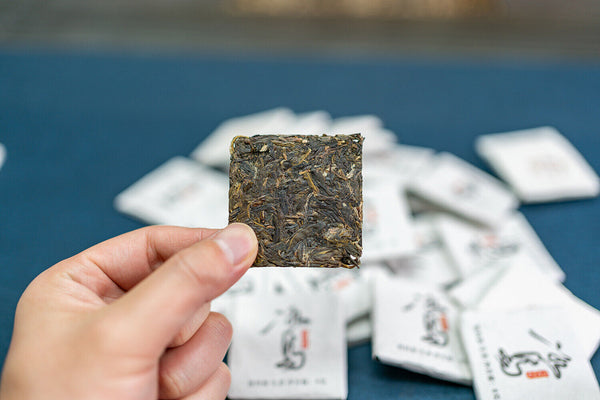 HelloYoung 500G Yunnan Puerh Raw Tea Icelandic Thin Slices Small Square Slices Orchid Aroma