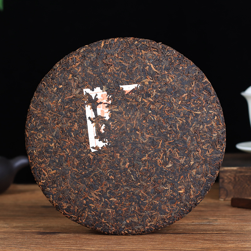 HelloYoung Tea Ripe Tea Cake Royal Scent Banzhang Health Care 357g Banzhang Pu-erh