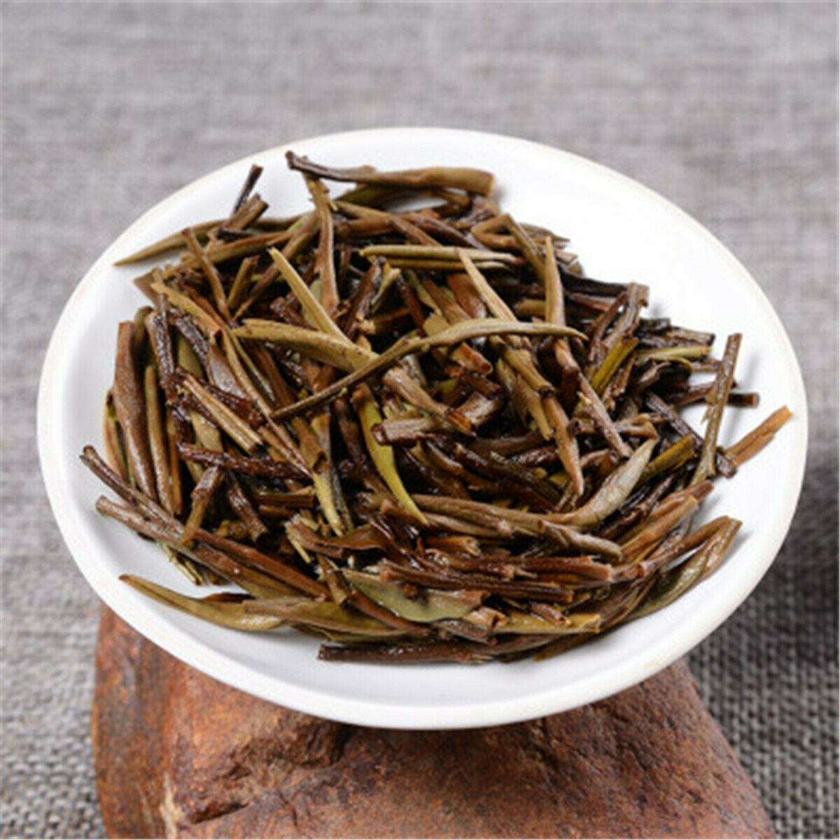 HelloYoung White Tea Silver Needle Bai Hao Yin Zhen Tea Fuding Fujian Organic Delicious Tea