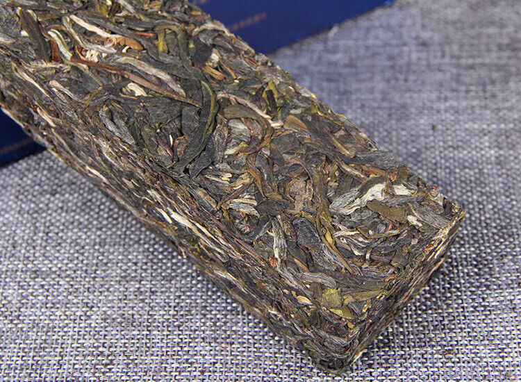 HelloYoung Ancient Trees Puerh Tea 300g Raw Tea Column Tea Leaves 邦东昔归黄金条