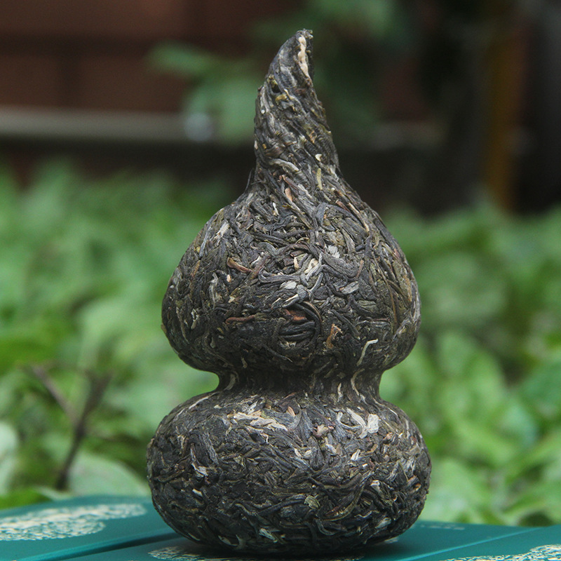 HelloYoung Icelandic Gourd (Fu Lu) Gourd Tea Gift Tea 150g Yunnan Puerh Tea