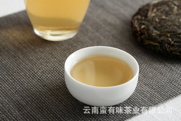 HelloYoung 100g Yunnan Pu'er Tea Big Tree Old Tree Tea Xigui Small Cake Raw Healthy Tea