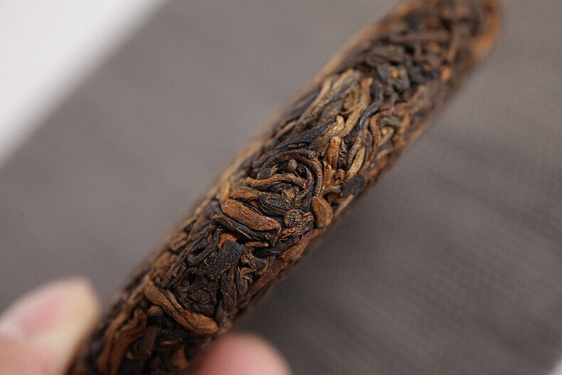 HelloYoung 100g Yunnan Raw Material Puerh Cake Tea Golden Bud Small Cake Palace Ripe Tea