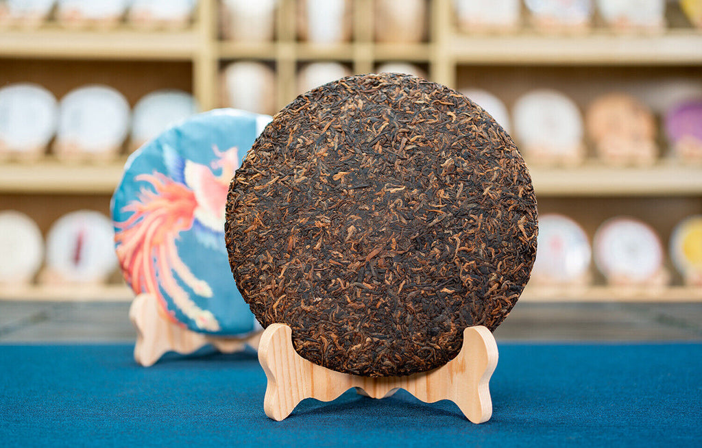 HelloYoung 357G Yunnan Yiwu Mellow Rhythm Pu'er Seven Cakes Ancient Tree Aged Ripe Puer Tea
