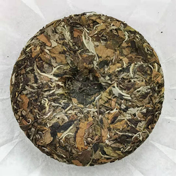 HelloYoung 357g Ancient Tree White Moonlight Yunnan Pu'er Tea White Tea Old White Tea Cake