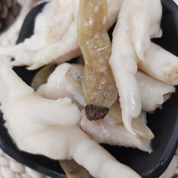 100g Spicy Wild Pepper Ready-to-Eat Treat Pickled Chicken Feet Snack