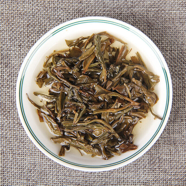 HelloYoung Yunnan Natural Pu-erh Green Tea 250g Premium Prize Raw Pu'er Tea Brick  Gift Tea