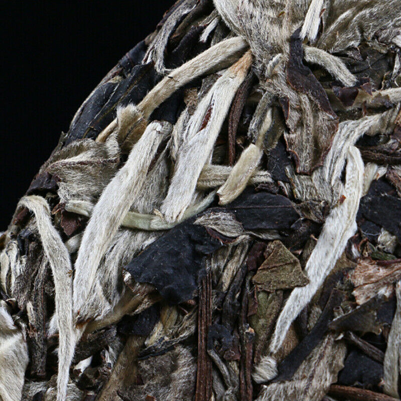 HelloYoung Weight Loss Healthy Drink Chinese Bud Tea Yunnan White Tea Pu'er Tea Cake 357g