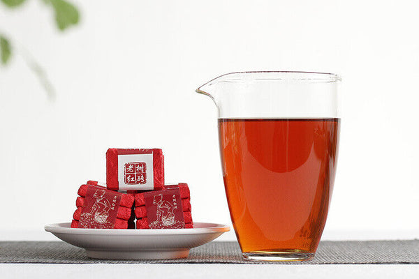HelloYoung 500g Yunnan Fengqing Kung Fu Black Tea Dian Hong Xiao Tuocha Golden Square Brick