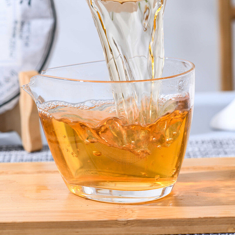 Premium Pu-erh Tea 200g Raw Tea Cake Strong Aroma Sweet Aftertaste Menghai Blend Secondary image