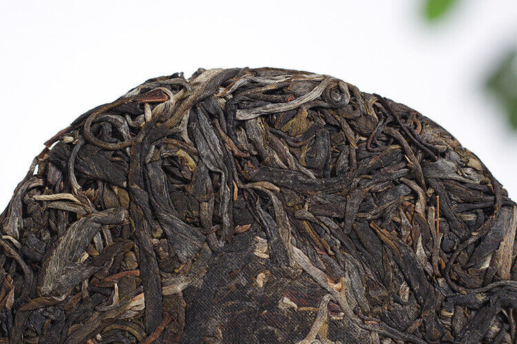 HelloYoung Yunnan Pu'er Tea Cake 100g Ban Zhang Raw Tea Cake