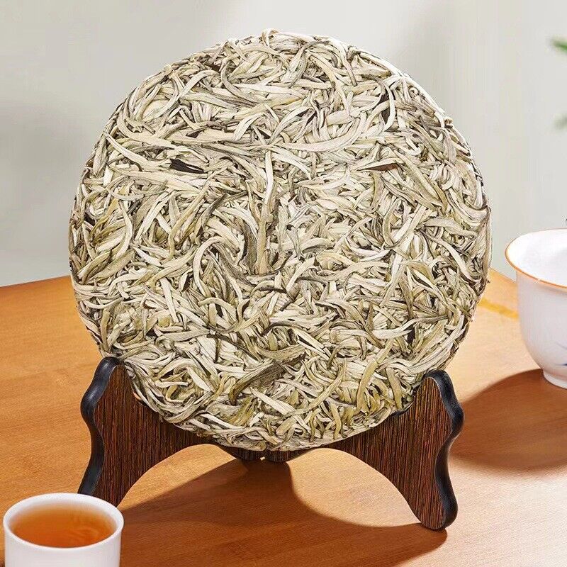 HelloYoung 357g Yunnan Baihao Yinzhen white tea cake moonlight white tea leaves whole buds