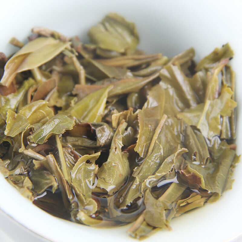 HelloYoung 100g Yunnan Yiwu District Yiwu Sun Green Pu'er Raw Tea Cake Seven Seed Cake Tea