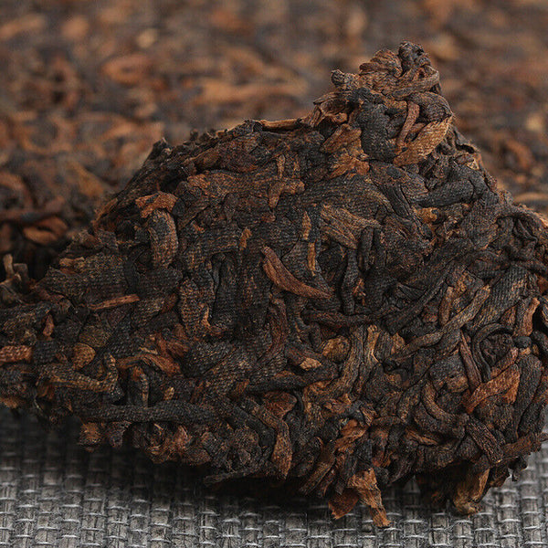 HelloYoung 357g Yunnan Pu'er Tea Banzhang Ancient Rhyme Aged Ripe Cake Seven Seed Cake Tea