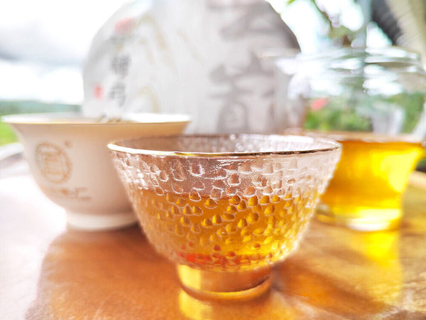 HelloYoung 357G Yiwu Pu'er Tea Raw Tea Bent Bow Ancient Tree Tea Yunnan Tea Seven Cakes