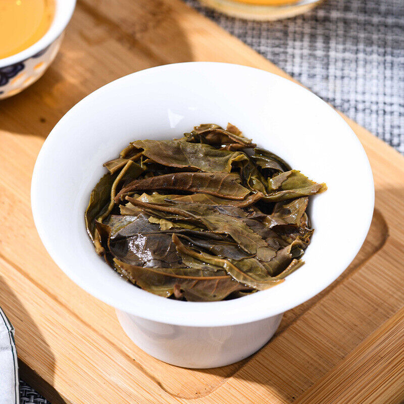 Premium Pu-erh Tea 200g Raw Tea Cake Strong Aroma Sweet Aftertaste Menghai Blend