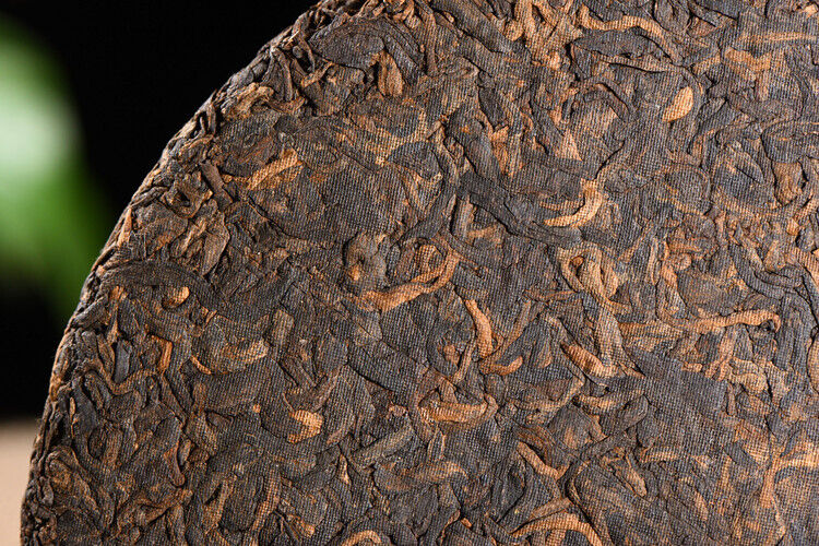 Yiqingyuan Pu'er Tea Ripe Tea Seal Yellow Brown 357g Pu'er Tea Cake