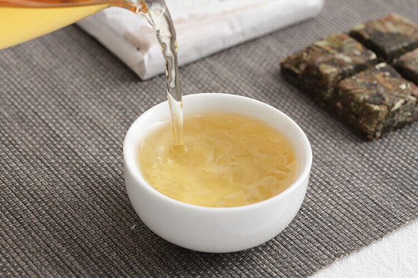 HelloYoung 50g Yunnan Old White Tea White Peony alpine sun-dried date medicinal fragrance