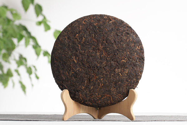 Yunnan Puerh Ripe Tea Dry Storage Ripe Tea Menghai Flavor Seven Seed Cake 357g