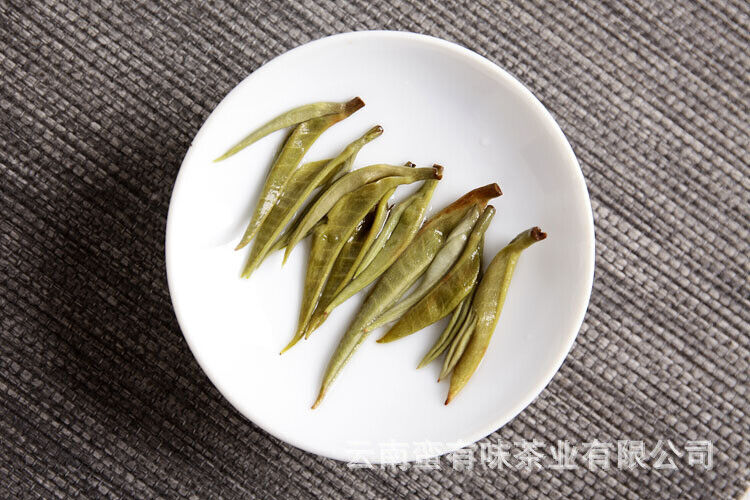 HelloYoung 500g Yunnan Green Tea Spring Tea Single Bud Biluochun Loose Tea