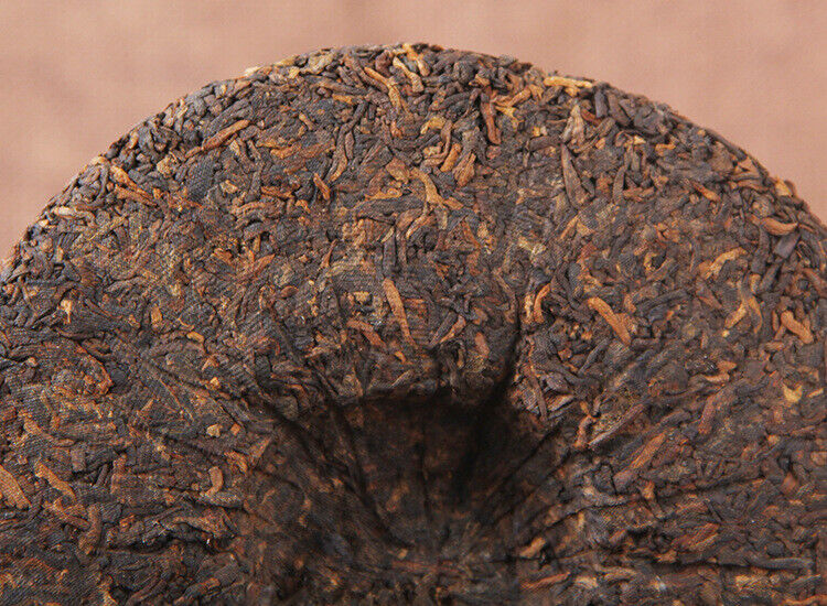 HelloYoung 200g Palace Gold Cake (Ripe) Yunnan Menghai Pu'er Round Tea Early Spring Jiao Mu