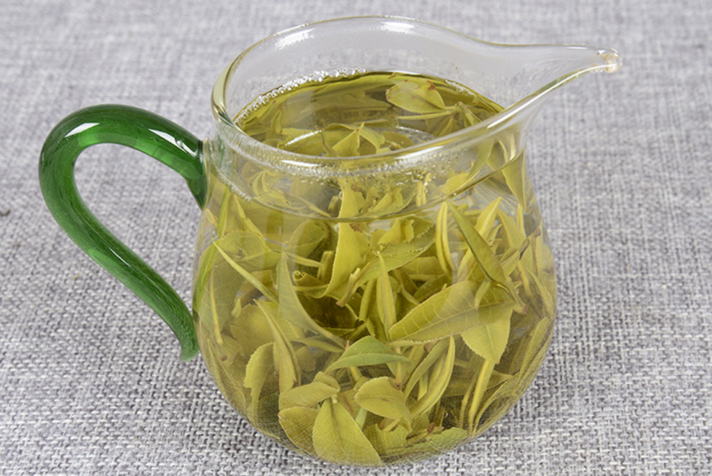 HelloYoung 500G Yunnan green needle green tea single bud strong aroma green tea straight