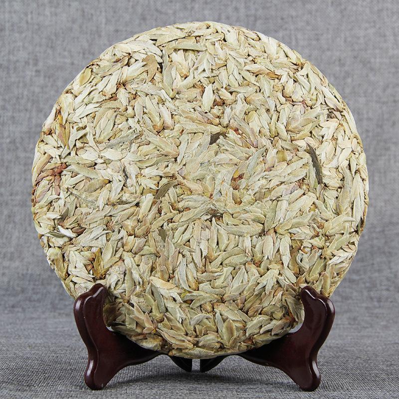 357g Early Spring Bud Raw Puer Tea,2021 Yunnan Fresh Sheng Puer Tea Secondary image