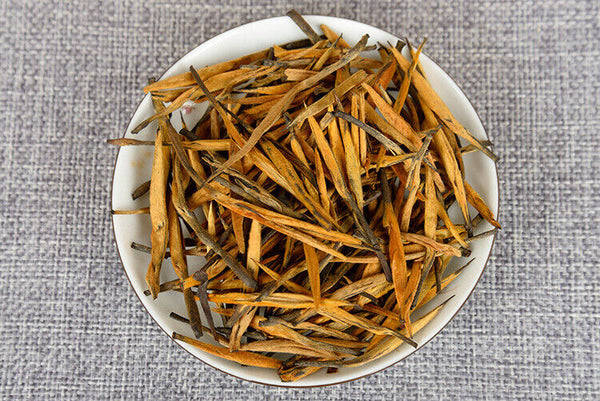HelloYoung 500g Yunnan Fengqing Dian Hong Tea Healthy Drink 春茶单芽 500克