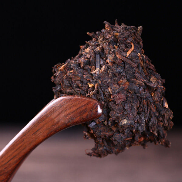 HelloYoung Pu erh Cooked Tea Yunnan Brown High Mountain Ecological Ripe Puer Tea Cake 200g
