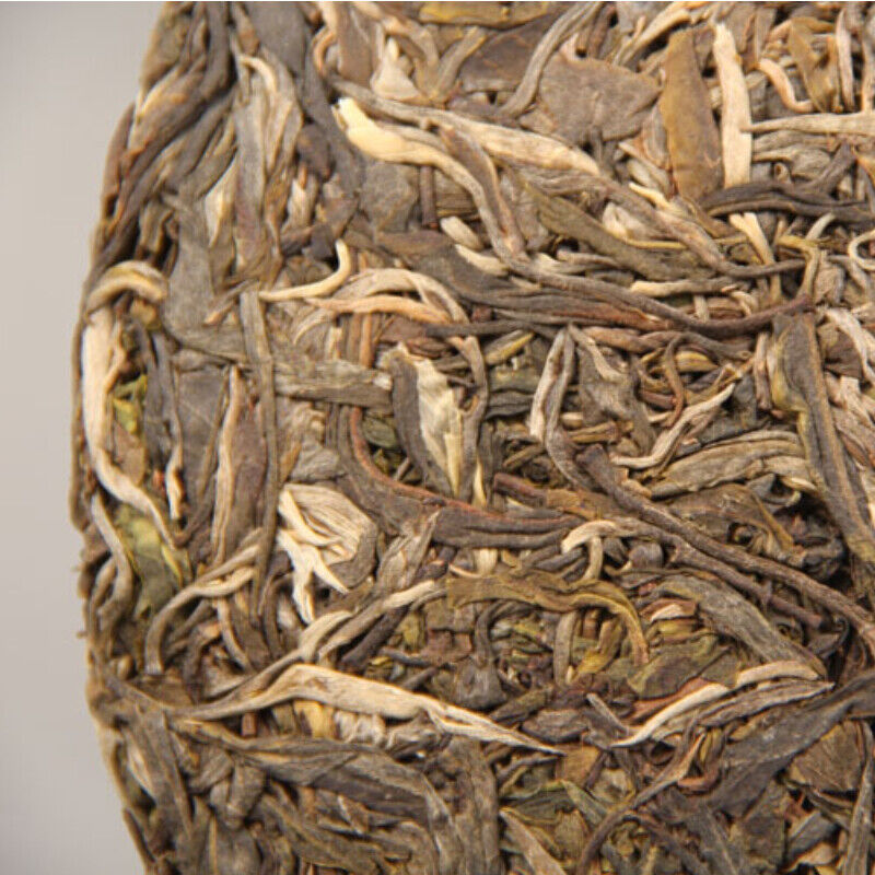 HelloYoung 357g Natural Ancient Tree Pu'er Tea Cake Health Green Tealaobanzhang