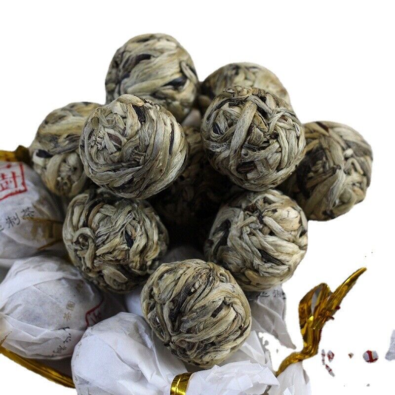 Thé blanc du Yunnan Jinggu Pekoe aiguille d'argent bourgeon de dragon
