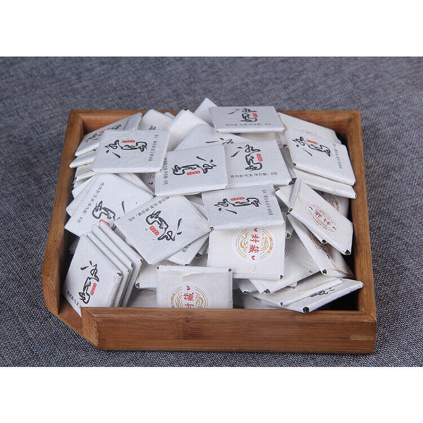 500g/1.1LB Pu-erh Tea Spring Ancient Tree Green Tea Small Icelandic Square Brick