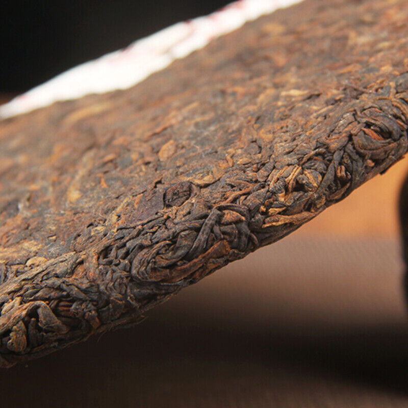 HelloYoung Pu'er Ripe Tea Golden Bud Lao Banzhang 357g Pu'er Tea Cake ancient tree Pu'er