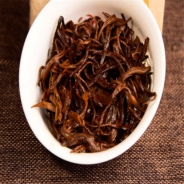 Dianhong Tee  Ancient Old Tree Yunnan Dian Hong Golden Buds Brick Black Tea 250g