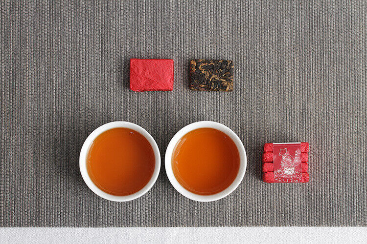 HelloYoung 500g Yunnan Fengqing Kung Fu Black Tea Dian Hong Xiao Tuocha Golden Square Brick